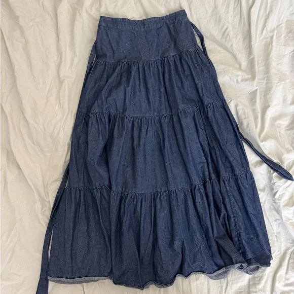 Kate Spade Denim Maxi Skirt women’s size small - Picture 1 of 3